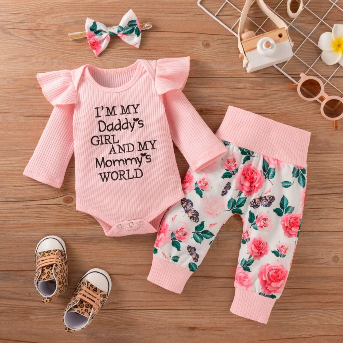 Baby Girl Floral Outfit 3-piece set -